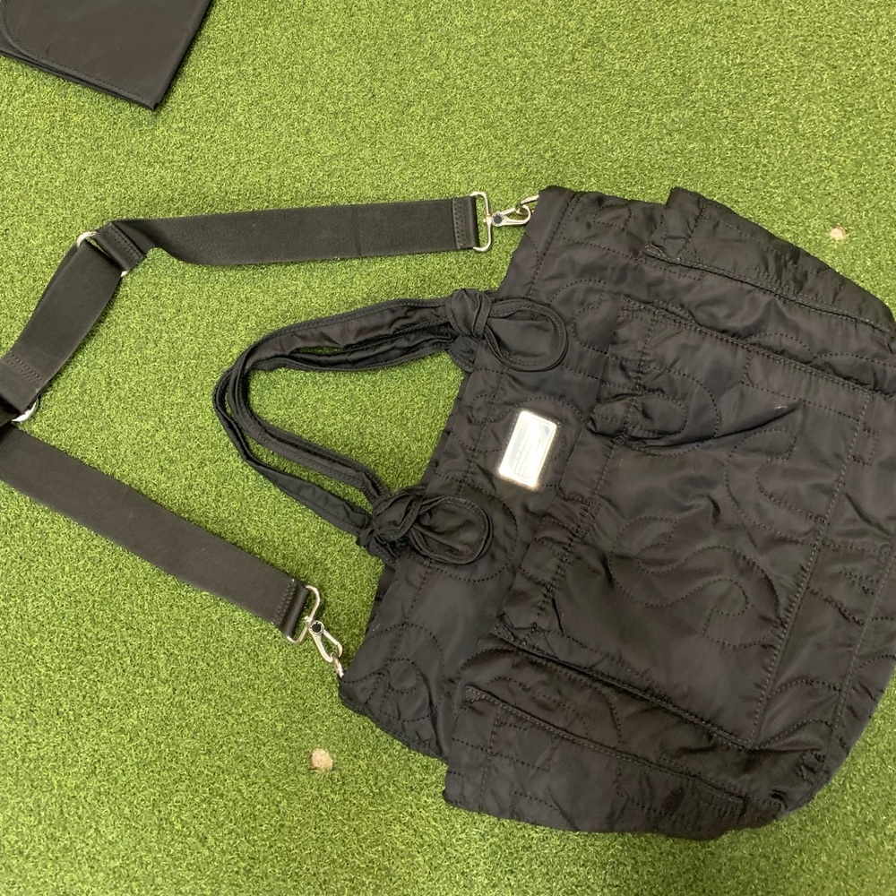 Marc Jacobs  ELIZ A diaper bag with changing pad